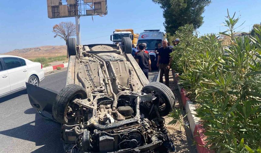 Siirt’te kontrolden çıkan araç takla attı: 1 yaralı