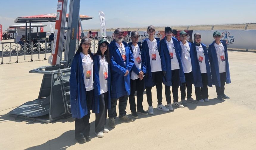 Siirt BİLSEM Maarifet Roket Takımı Teknofest’te Başarıyla Uçuş Gerçekleştirdi
