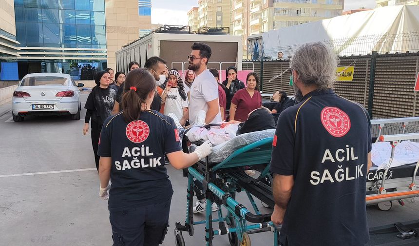 Siirt Eğitim ve Araştırma Hastanesinde Gerçeğini Aratmayan Deprem ve Yangın Tatbikatı