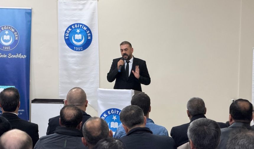 Siirt'te Türk Eğitim-Sen Başkanlığına Cengiz Özbilici yeniden seçildi