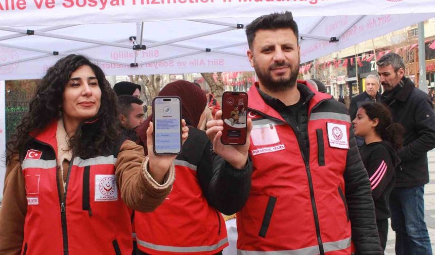 Siirt’te ‘İlk Öğretmenim Ailem’ ve ‘Çocuklar Güvende’ Siteleri ve Mobil Uygulaması Anlatıldı