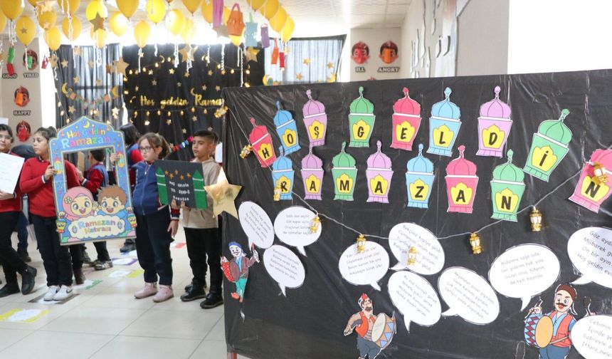 Siirt'te Çocuklar İçin "Ramazan Sokağı" İle "Tekne Orucu" Etkinliği Düzenlendi