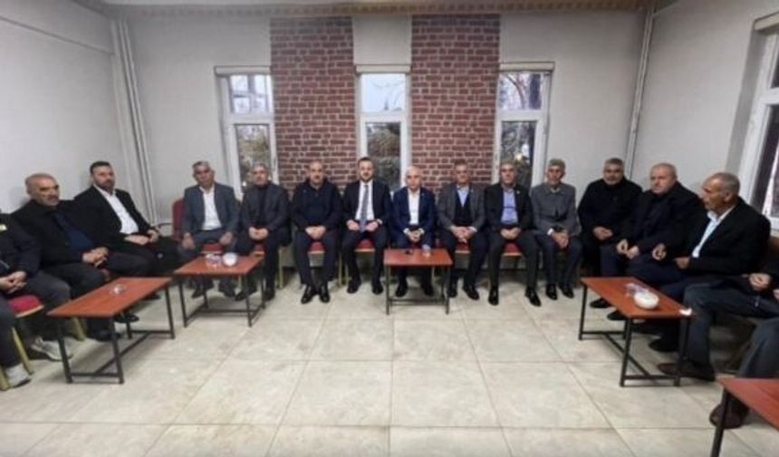 AK Parti Siirt’te Üye Sayısını Katladı: Başkan Özturan’ın Vatandaşla Güçlü Teması Dikkat Çekiyor