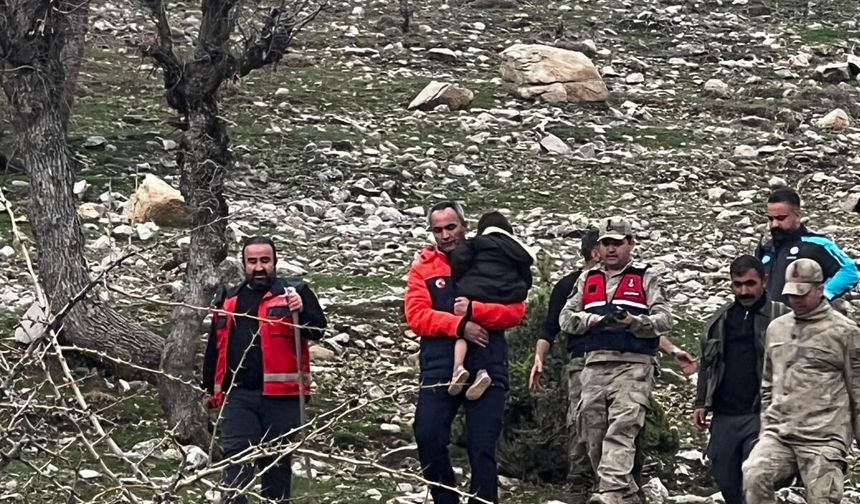 Siirt’te Kayıp Minik Kız Çocuğu Sağ Bulundu