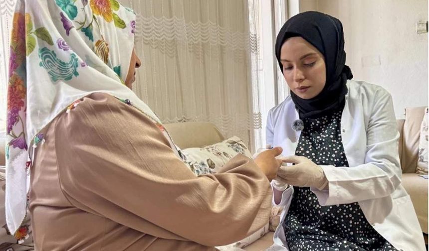 Kendi Bebeğini Beklerken Yüzlerce Anne Adayına Umut Oluyor