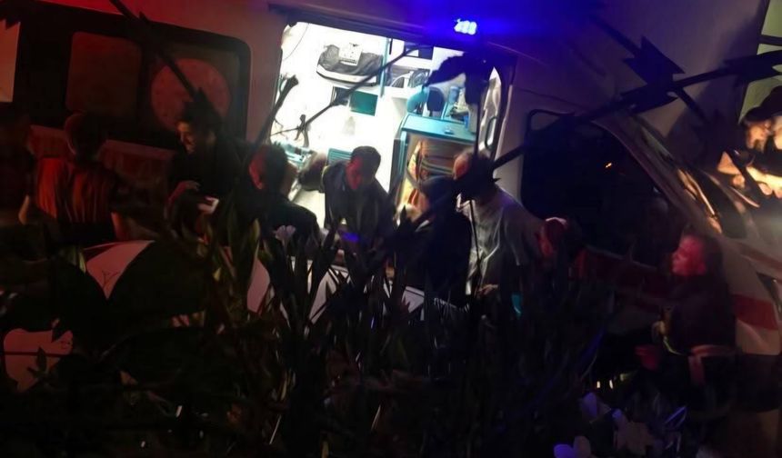 Siirt’te Asansör Kazası: Ayağı Sıkışan Genç Kız Ağır Yaralandı