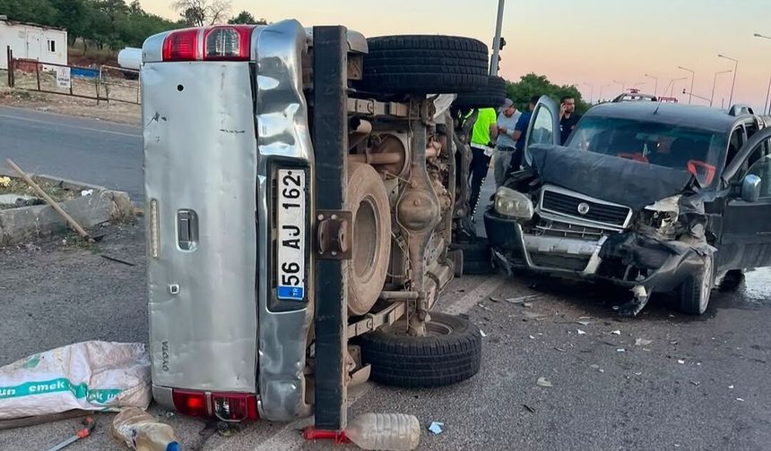 Siirt Çevre Yolu’nda Trafik Kazası: 2 Sürücü Yaralandı