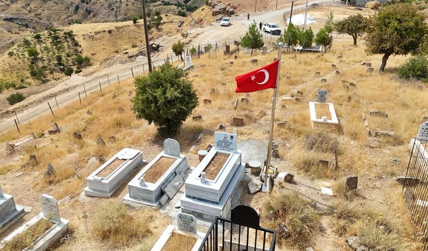 Siirt’te 16 Şehit Mezarı Gaziler Günü Öncesi Yenilendi