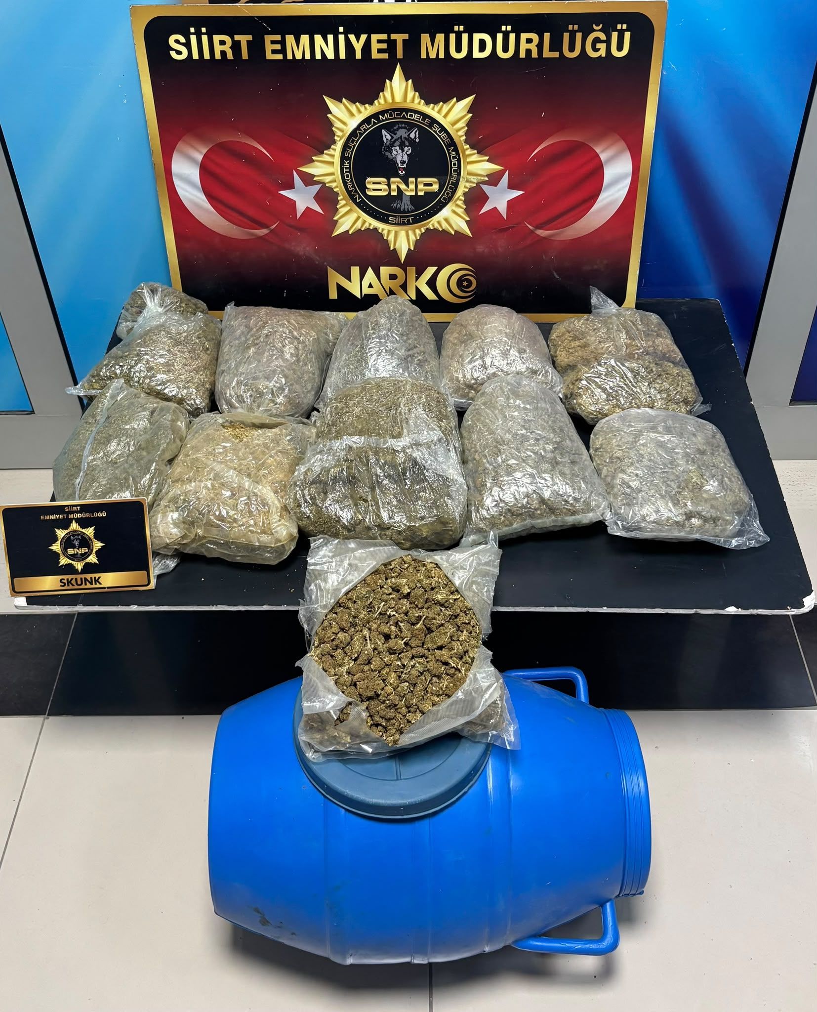 Siirt’te 5 Kilo 700 Gram Skunk Ele Geçirildi